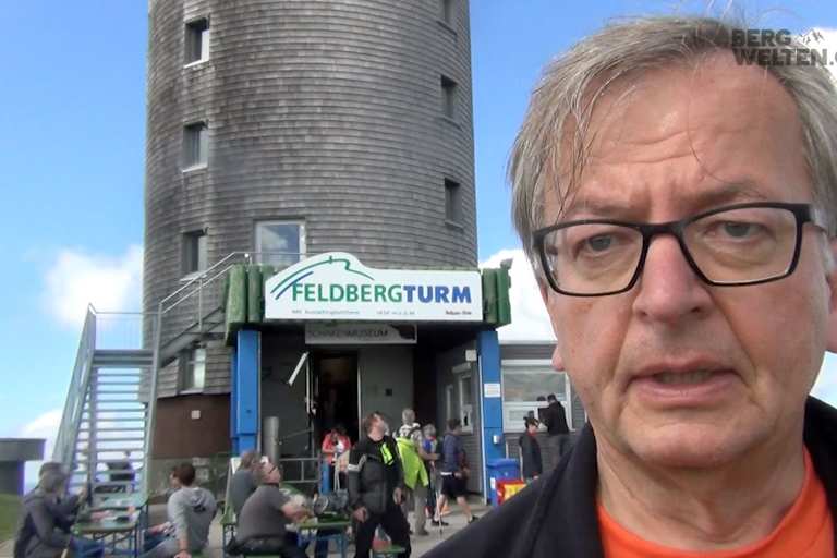 Zippert steigt auf