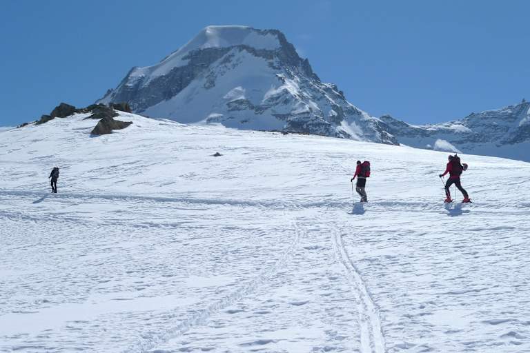 Die letzten Meter bis zur Hütte geben einen tollen Blick auf die Tresenta frei und man kann sich schon auf Bier oder Capuccino freuen