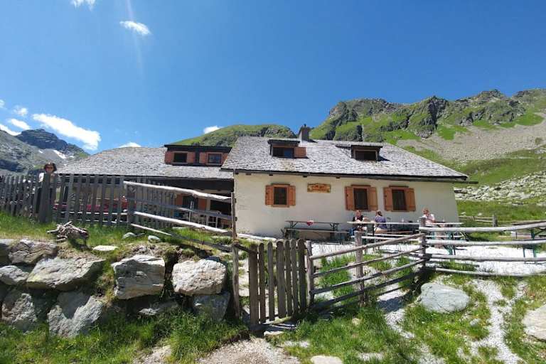 Die Landawirseehütte (1.985 m) im Salzburger Göriachtal