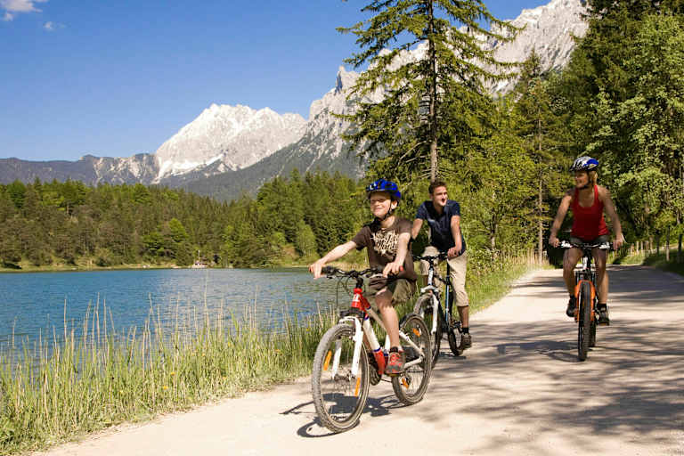 Lautersee-Alpenwelt-Karwendel