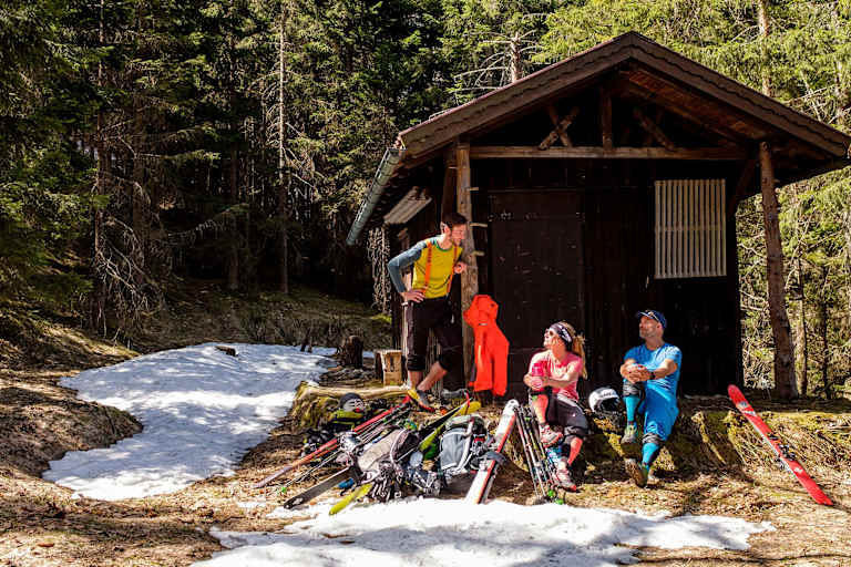 aufmacher_grun_weisse_touren