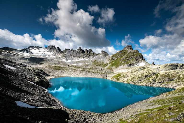 Der Wildsee unterhalb des Pizolgipfel und der Grauen Hörner