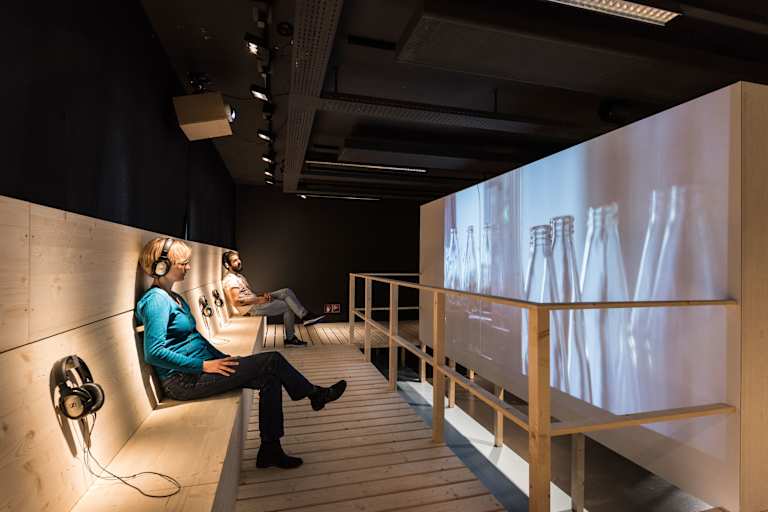 Ausstellung „Wasser unser“ im Alpinen Museum der Schweiz