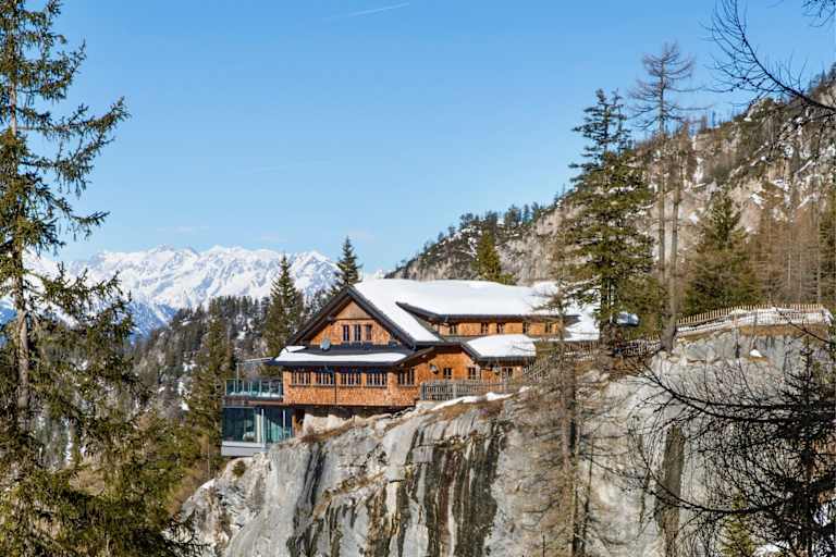 Blick auf die Dolomitenhütte