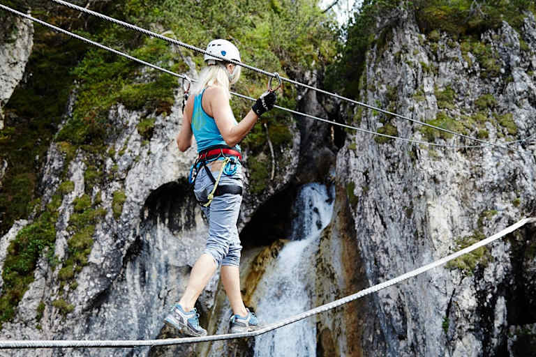 Der Seebener Klettersteig oberhalb von Ehrwald ist nichts für schwache Nerven