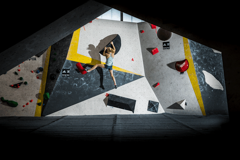Janja Garnbret: das Kletterwunderkind beim täglichen Training