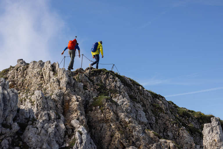 Heinz Zak und Daniel Sikan wandern über den Mittenwalder Höhenweg durchs Karwendel