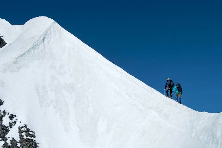 Eiger in der Schweiz: Bergsteiger am Mittellegigrat