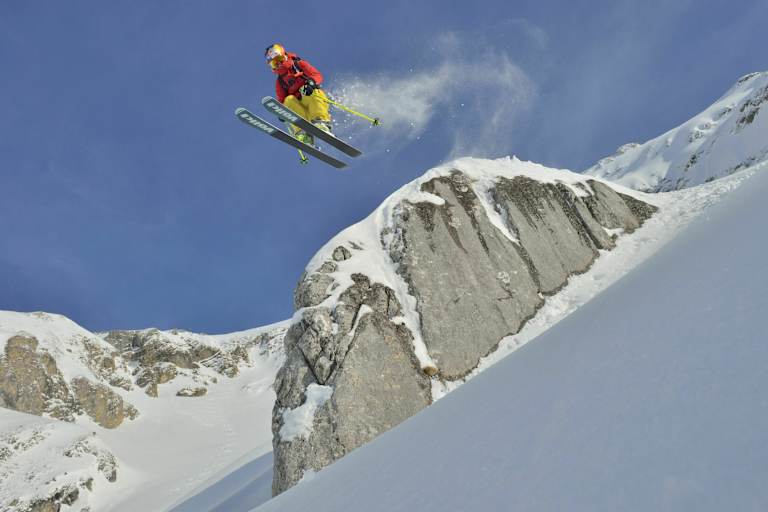 Freeride-Star Nadine Wallner am Arlberg