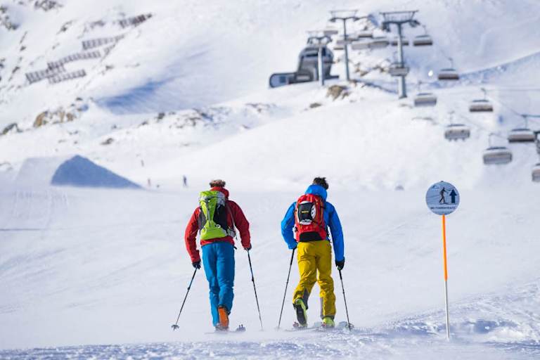 Pistenskitour: Tourengeher am Kitzsteinhorn in Salzburg