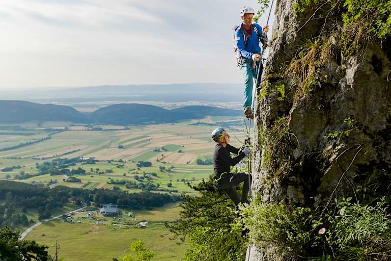 Michael Prinner und Heli Putz begehen den Matthias Prinner-Klettersteig