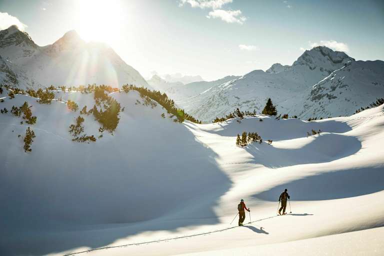 Skitourengeher am Arlberg