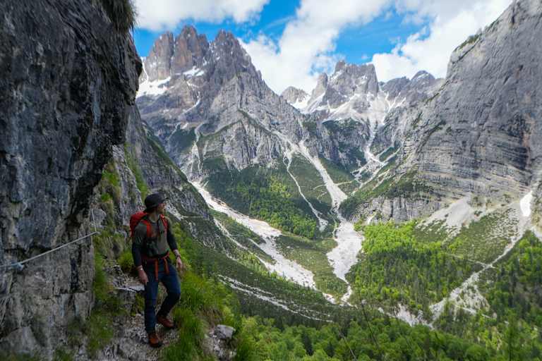 Auf zahlreichen Themenwegen kann man das Trentino beim Wandern spielerisch entdecken.