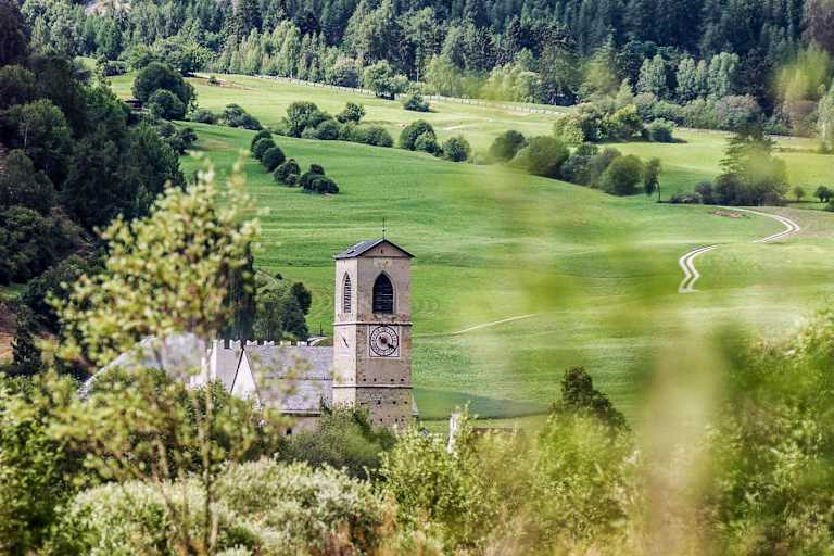 Naturlehrpfad Müstair: Wandern im Val Müstair im Kanton Graubünden