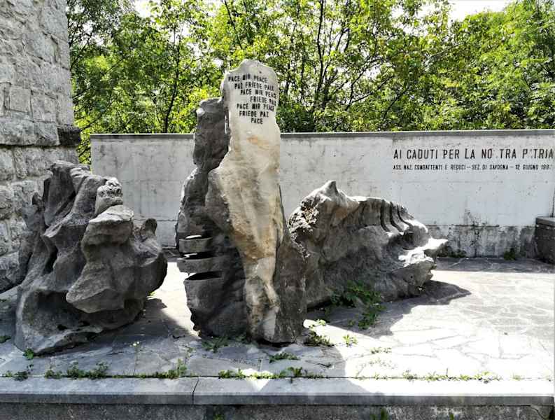 Stätte des Gedenkens an den schrecklichen 1. Weltkrieg in Cepletischis