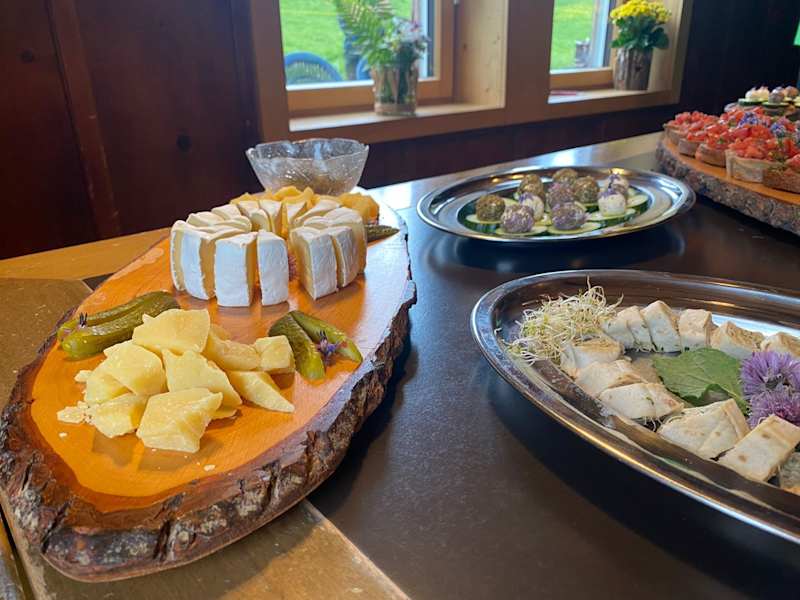 apero_kase_naturfreundehaus_roethen_bergwelten