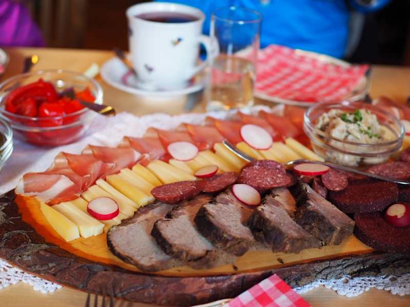Bretteljause auf der Gaudeamushütte