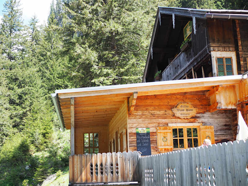 Die Grüne Wand Hütte im Stillupgrund