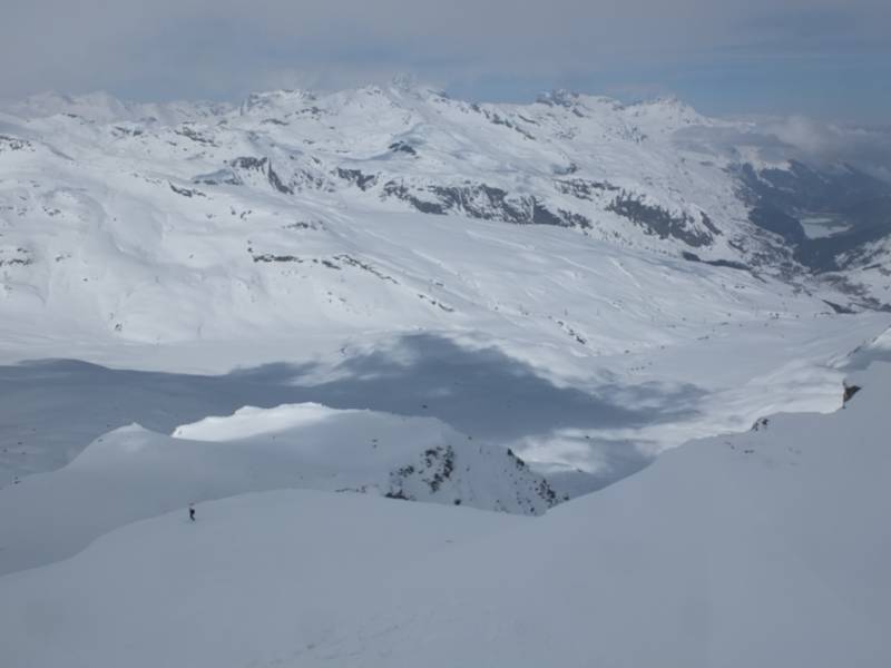 Der oberste Teil der Abfahrt, dann gehts nach rechts hinunter Richtung Cadval und Bivio