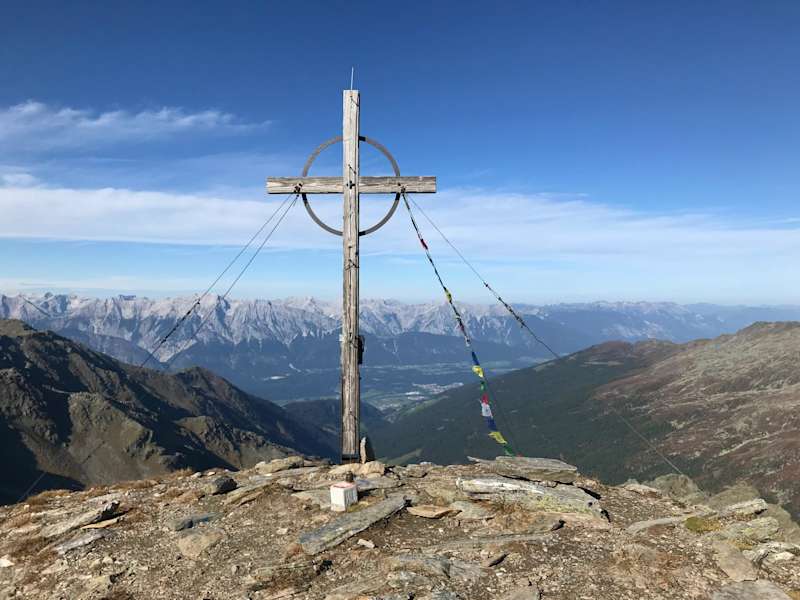 Das Rosenjoch ist die höchste Erhebung des Viggar- und Arztales