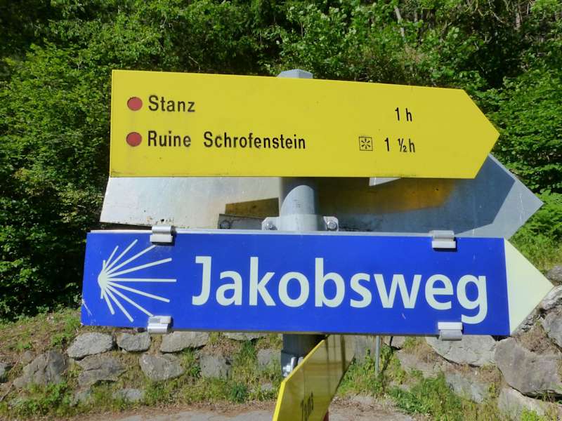 Wegweiser bei Stanz