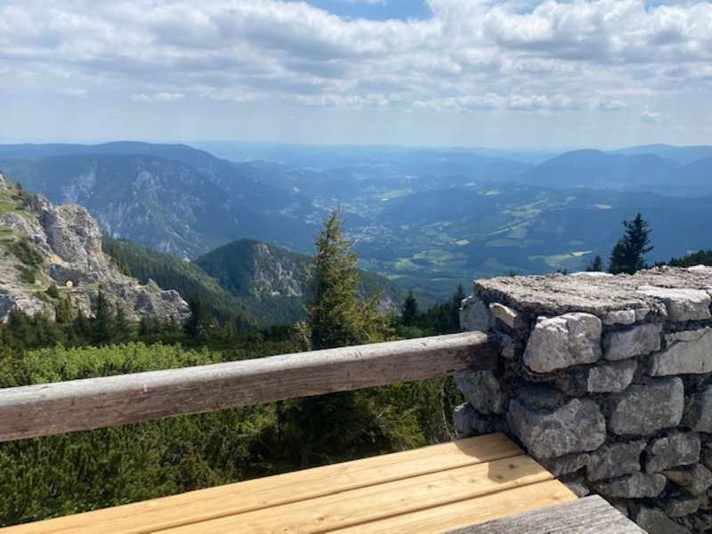 Ausblick von der Terrasse des Otto-Hauses