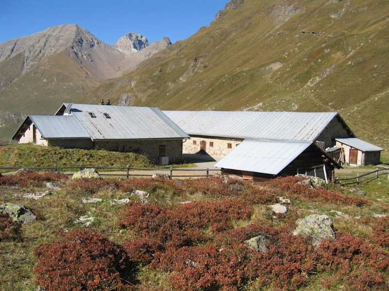 Gebäude der Alp d'Err