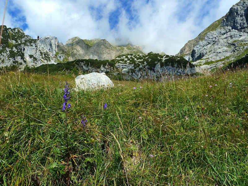 Der Anstieg zur Augsburger Hütte ist steil.