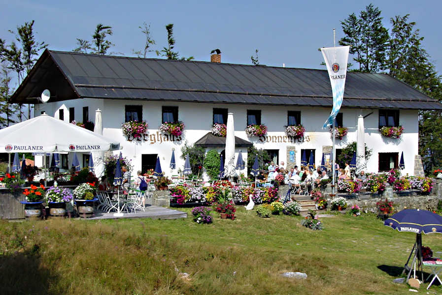 Berghaus Sonnenfels