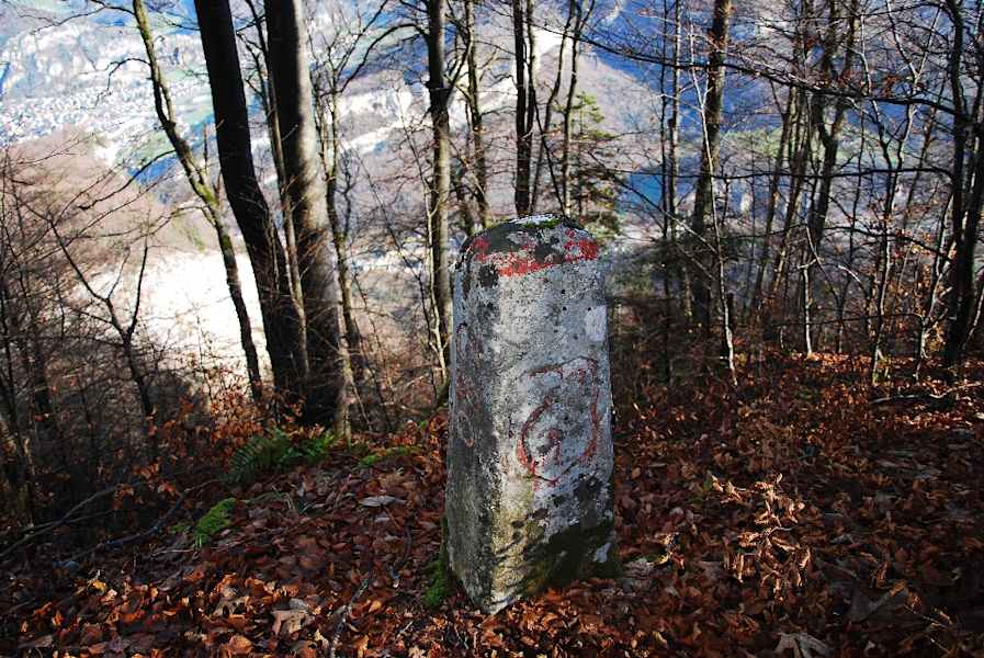 P. 1033 m
