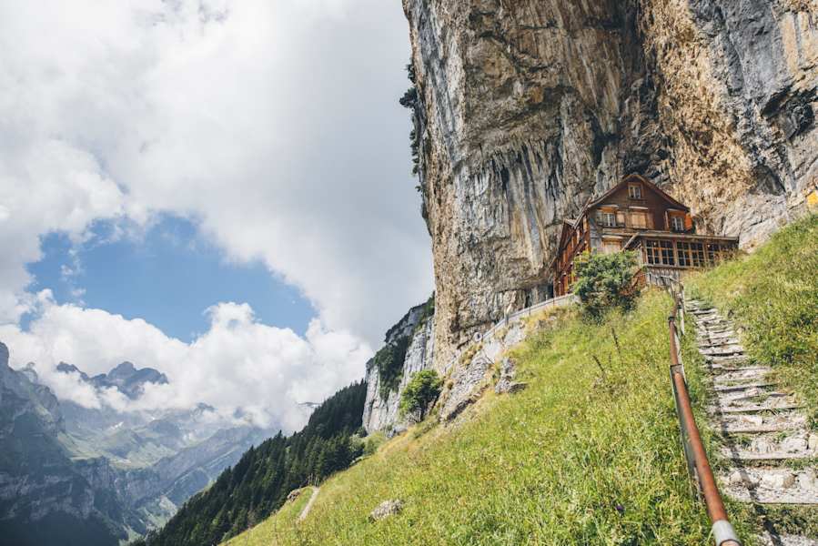 Die letzten Meter zum Wildkirchli