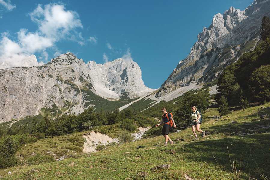 Tauernblick Panoramarundweg - Vor dem Ellmauer Tor