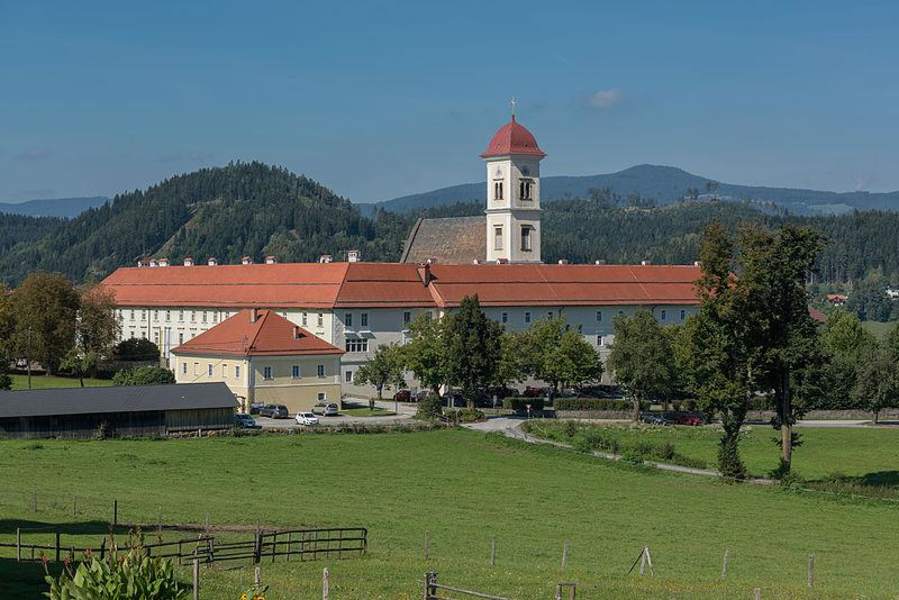 Stift St Georgen