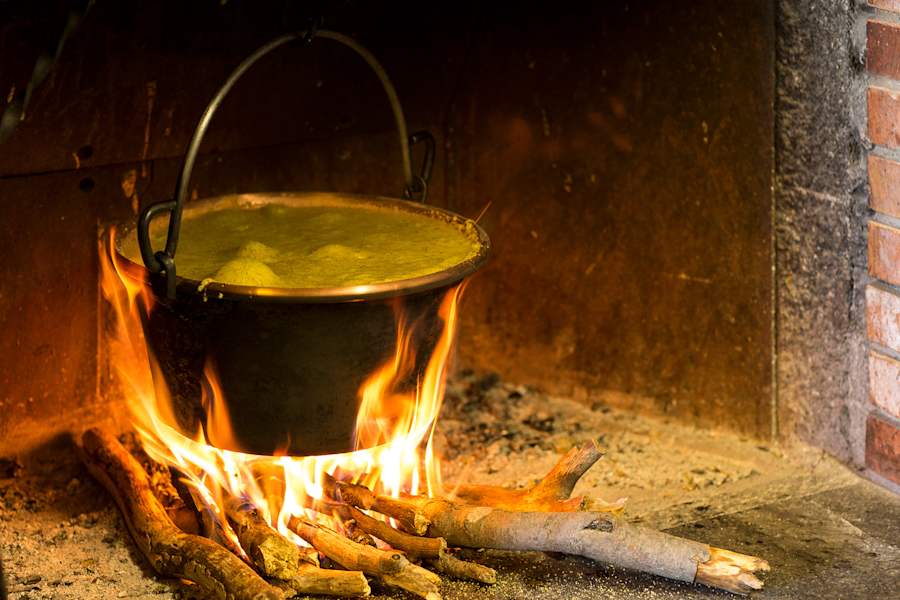 Polenta auf der Capanna Tamaro