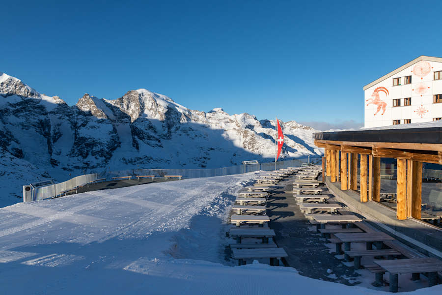 Das Berghaus Diavolezza liegt mitten in der Bernina-Gruppe.