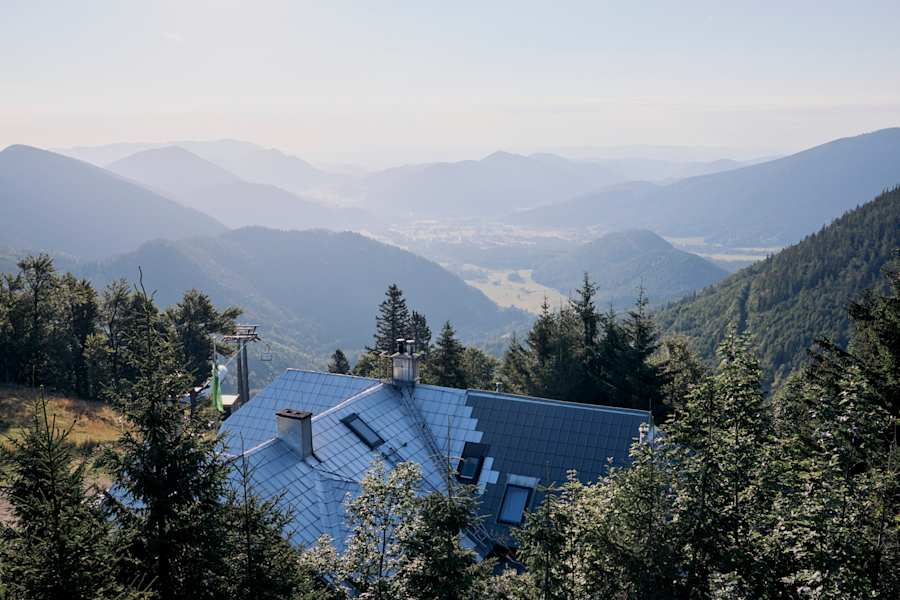 Ausblick auf die Rax-Schneeberg-Gruppe