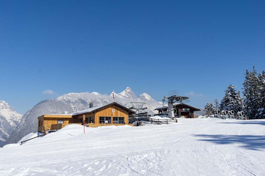 Die Katzenkopfhütte befindet sich direkt am Katzenkopf