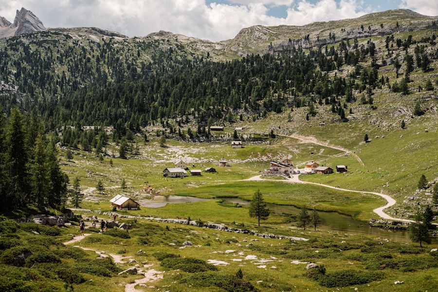 Lavarella Hütte