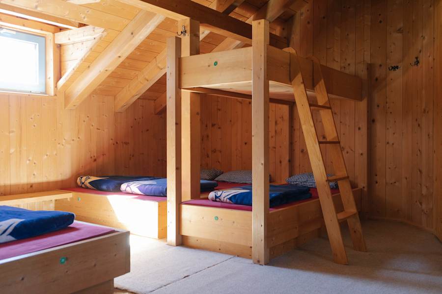 Ein Zimmer auf der Meilerhütte.