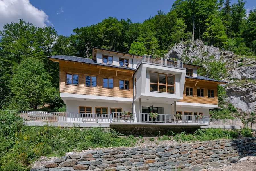 weichtalhaus_nf_ausbildungs_u_kletterzentrum_oa_img_41326001