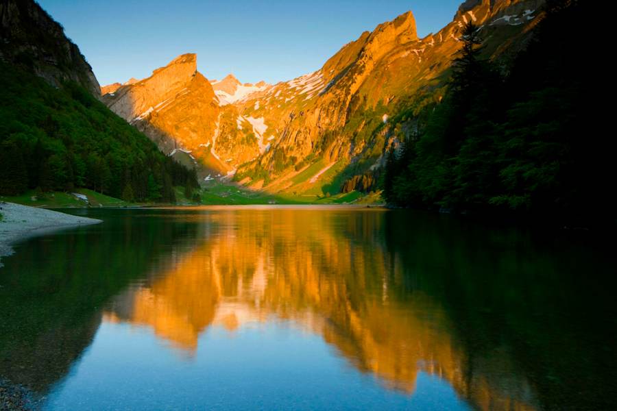 Der Seealpsee im Abendlicht