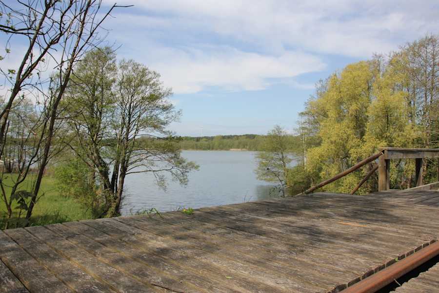 Blick von der Draisinestrecke auf den Lychensee