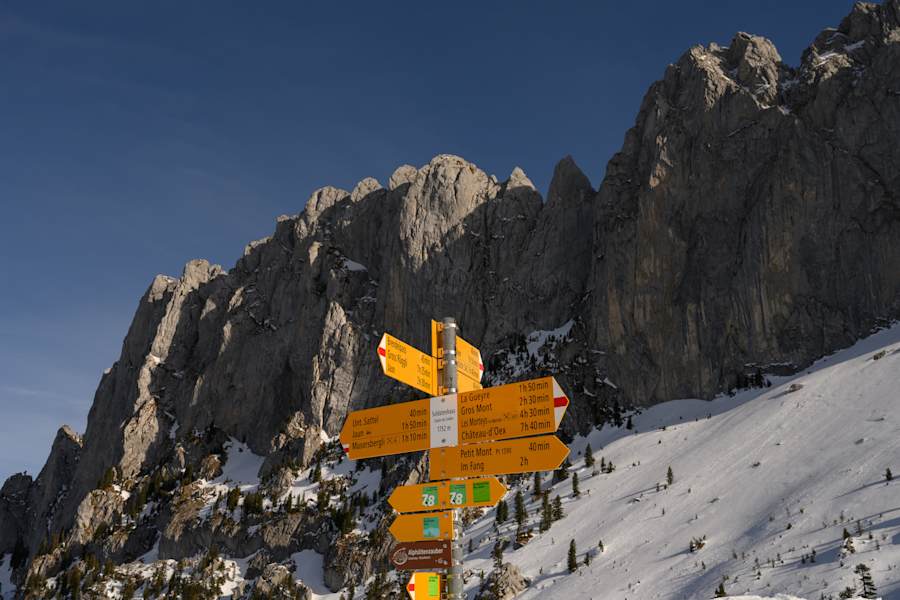 Wegweiser - Gastlosen, Freiburger Alpen