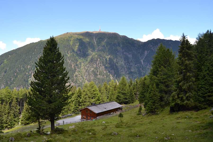 Von der Arztaler Alm auf kleine Tälerüberschreitung