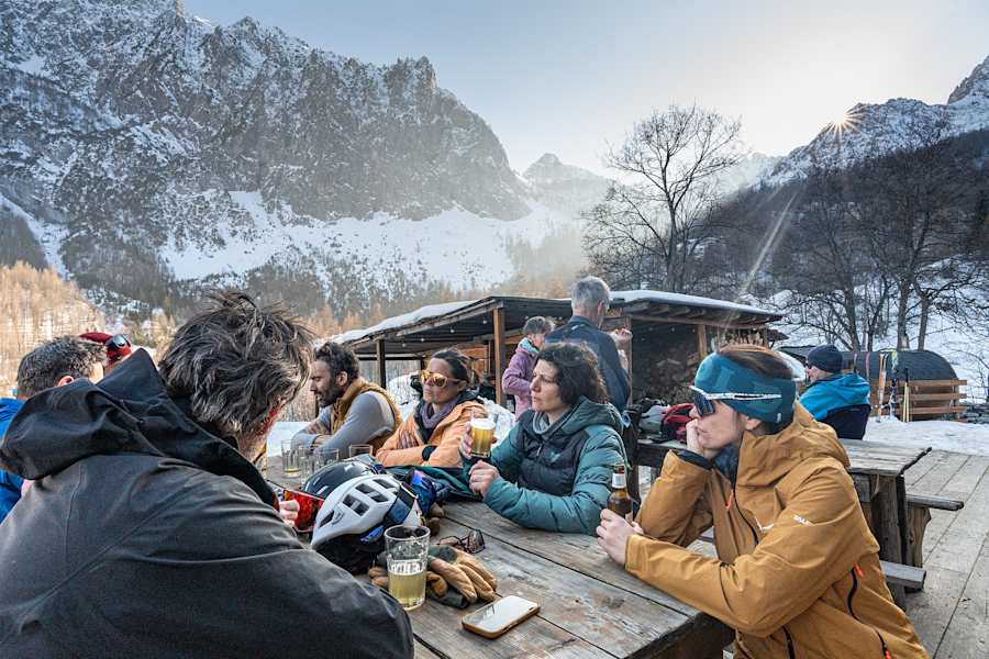 Sonnenterrasse der Rifugio di Viviere