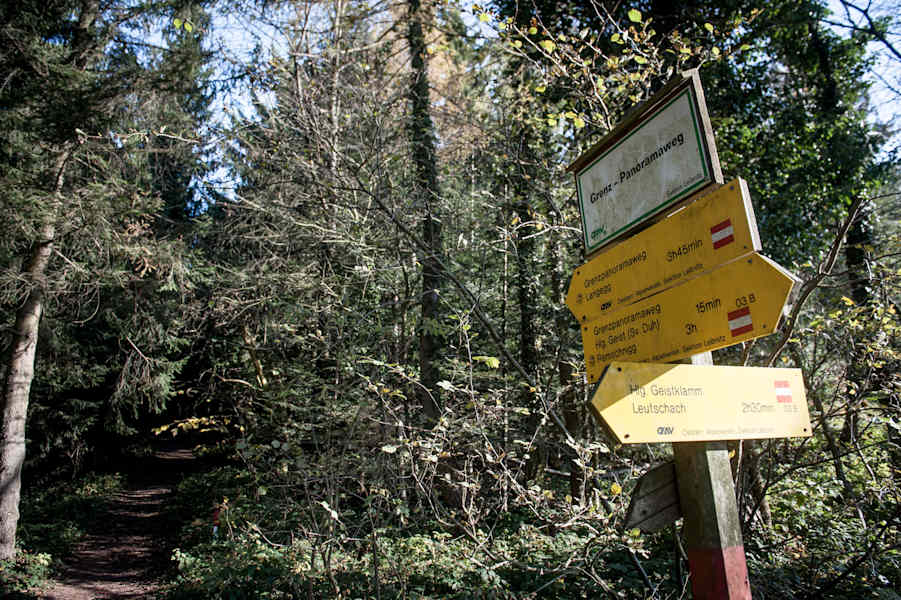 Entlang des Grenz-Wanderweges
