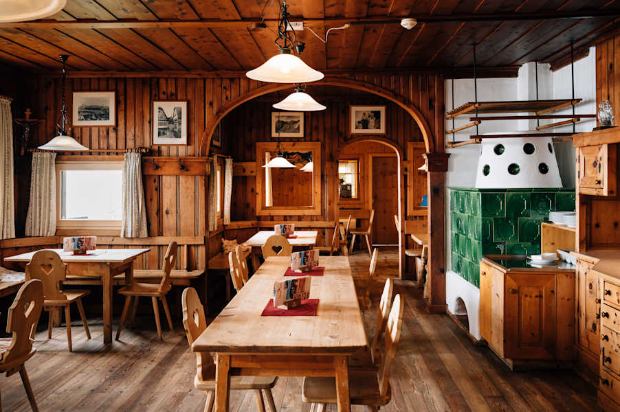 Stube in der Erfurter Hütte