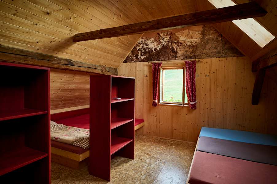 Auf der Alm gibt es 19 Schlafplätze