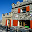 Einladend – die Terrasse auf der Garibaldihütte
