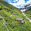 Die Lasnitzenhütte am Fuße der Lasörlinggruppe in Osttirol